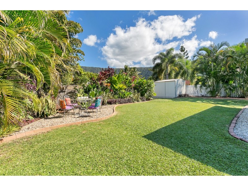 15 Parkinson Avenue, Kewarra Beach QLD 4879