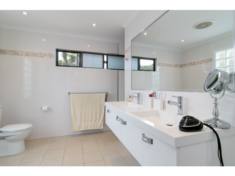 30 Survey Street, Smithfield QLD 4878