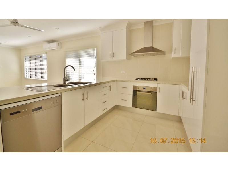 31 Hillary Drive, Smithfield QLD 4878