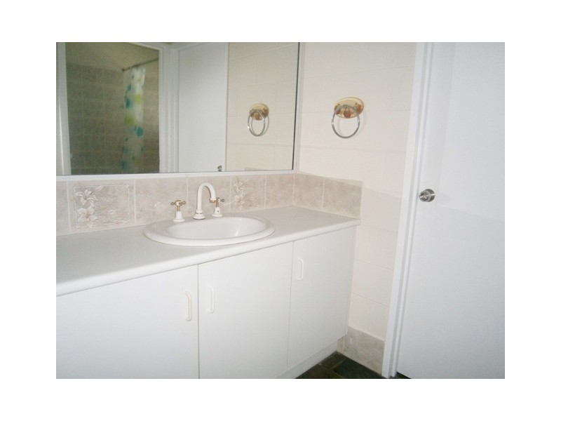 41 Baronia Crescent, Holloways Beach QLD 4878