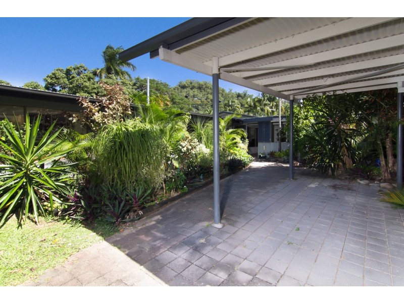 2 Anne Street, Smithfield QLD 4878