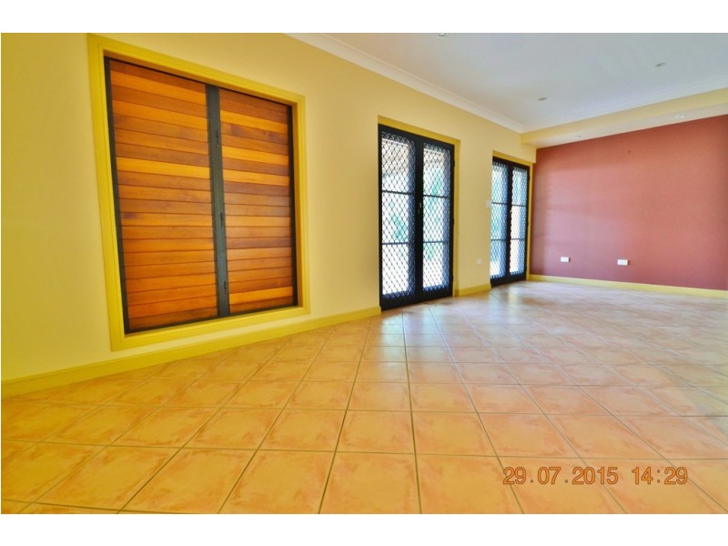 14 Amaroo Close, Smithfield QLD 4878