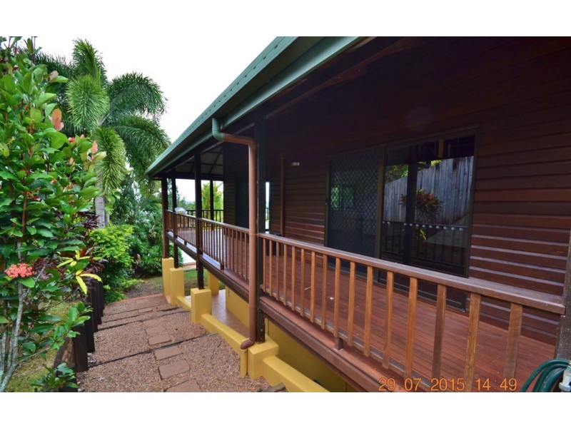 14 Amaroo Close, Smithfield QLD 4878