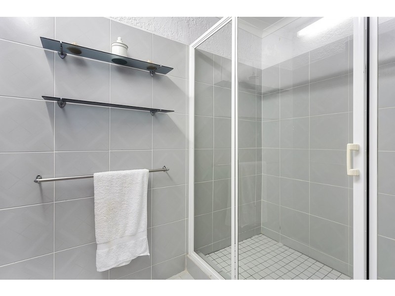 40 Hibiscus Lane, Holloways Beach QLD 4878