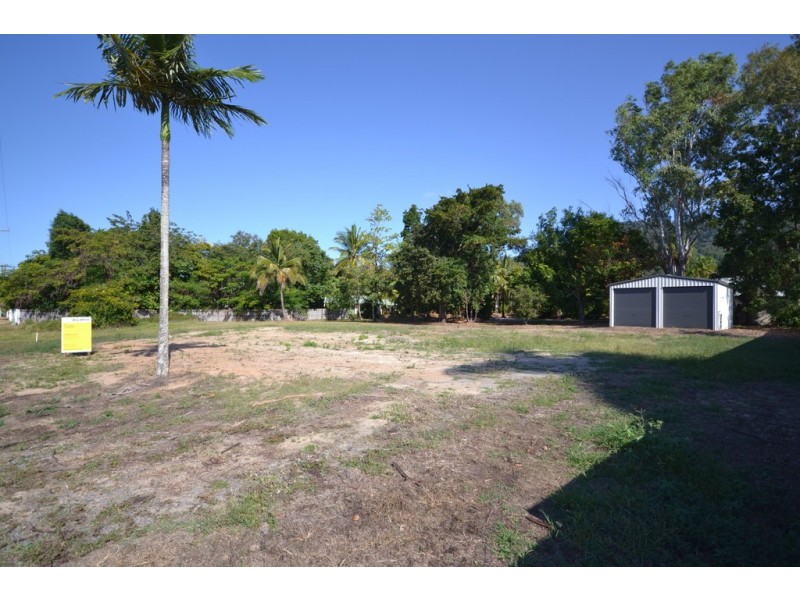 97B Moore Road, Kewarra Beach QLD 4879