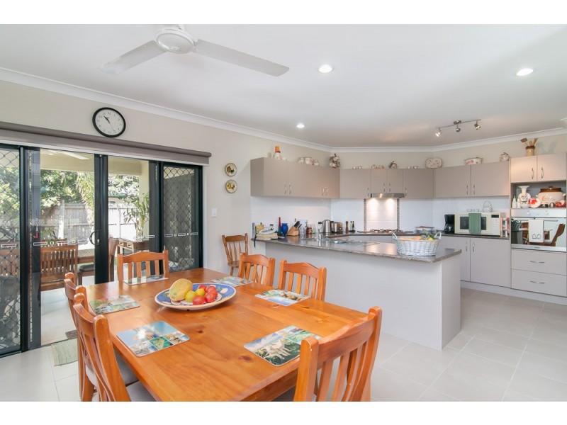 30 Thooleer Vista, Trinity Park QLD 4879