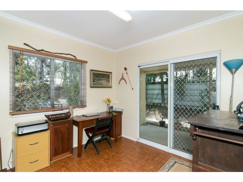 Kewarra Beach QLD 4879