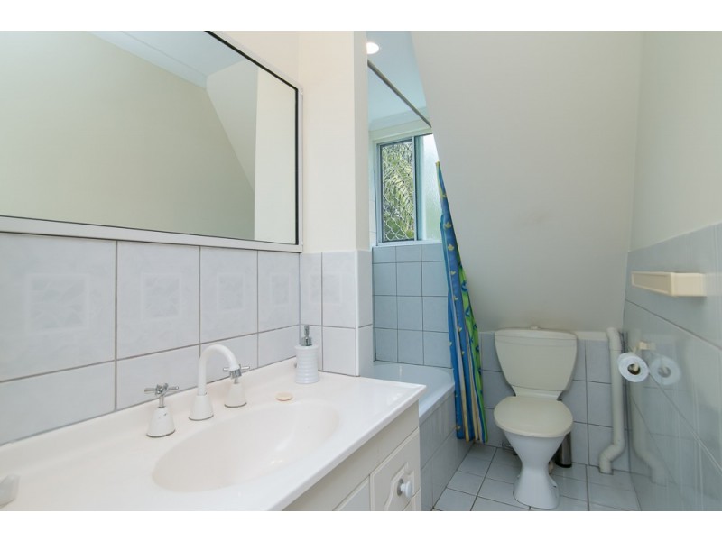 Kewarra Beach QLD 4879