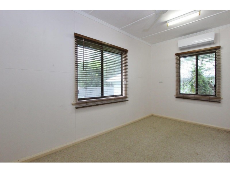 29 Murchison Street, Whitfield QLD 4870