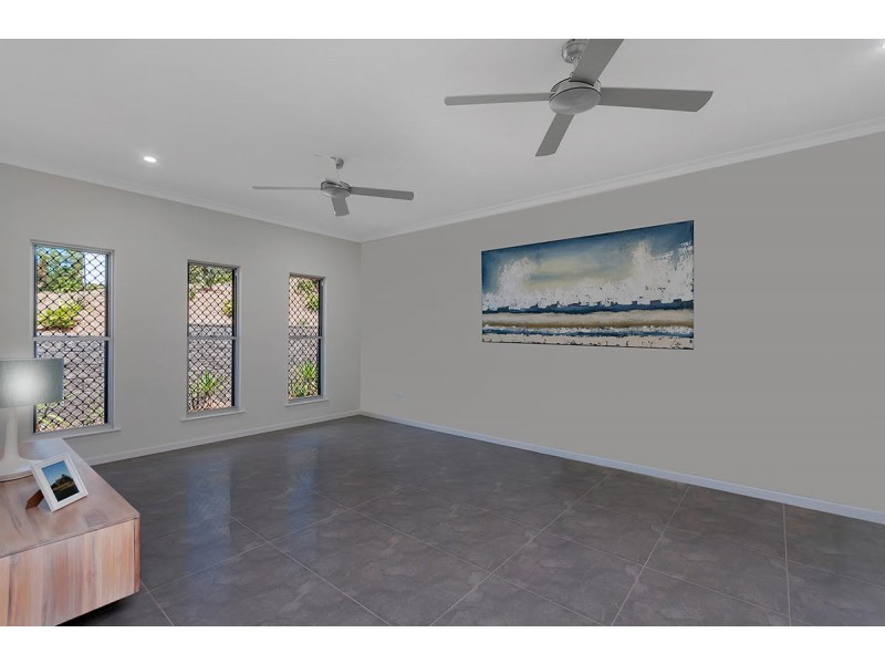 16 Eagleview Place, Smithfield QLD 4878