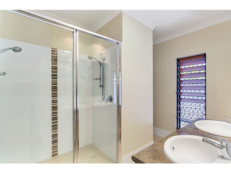 15 Edge Close, Kewarra Beach QLD 4879