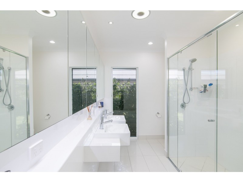 23 Coastline Parade, Trinity Beach QLD 4879