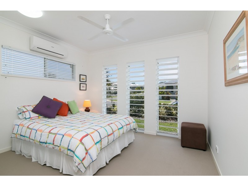 23 Coastline Parade, Trinity Beach QLD 4879