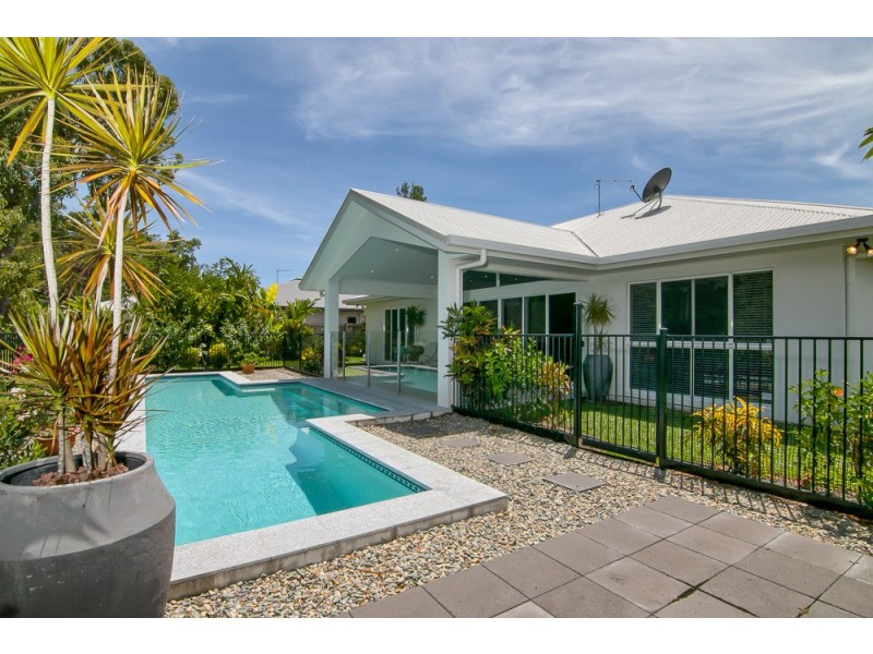 23 Coastline Parade, Trinity Beach QLD 4879