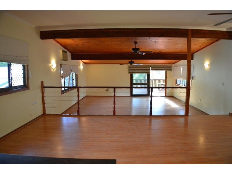 37 Anne Street, Smithfield QLD 4878