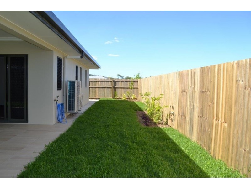 17 Starcke Trail, Smithfield QLD 4878