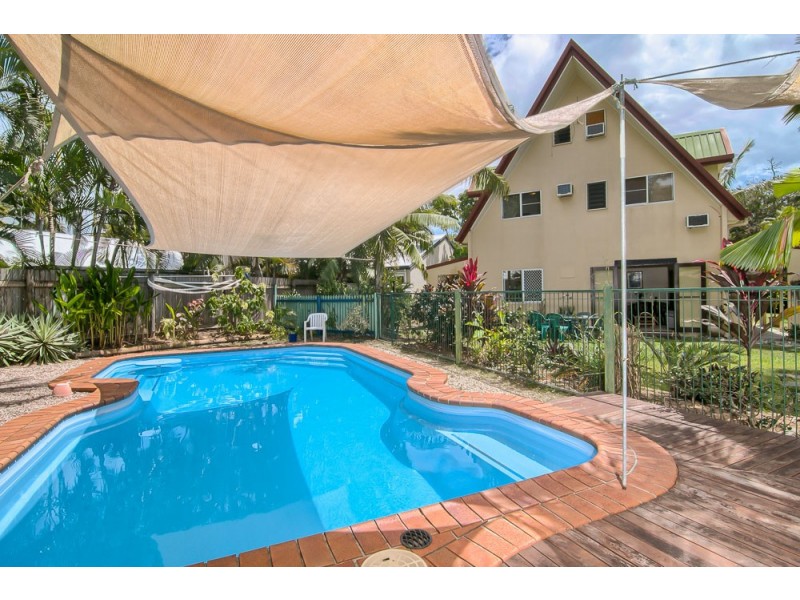 6 Sarina Close, Kewarra Beach QLD 4879
