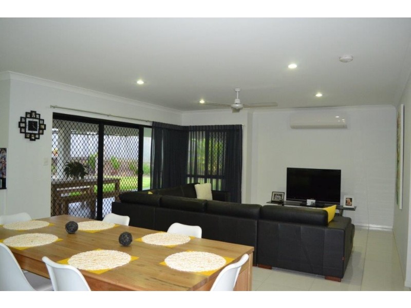 4 Imperial Court, Smithfield QLD 4878