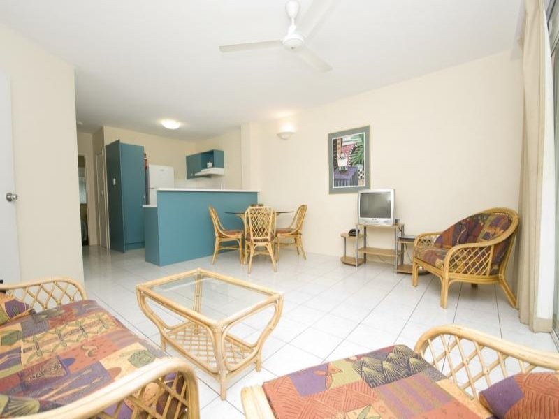 22/1-19 Poinciana Street, Holloways Beach QLD 4878