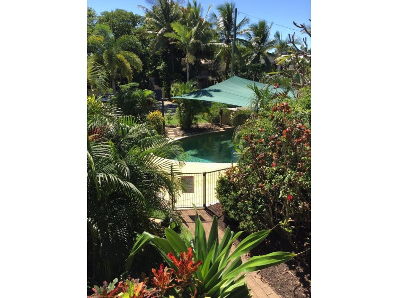 22/1-19 Poinciana Street, Holloways Beach QLD 4878