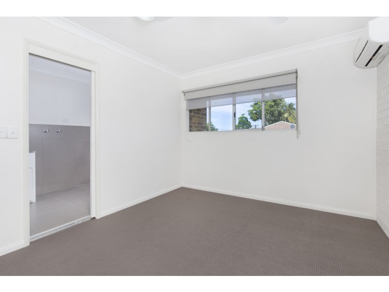 10/69 Pease Street, Manoora QLD 4870