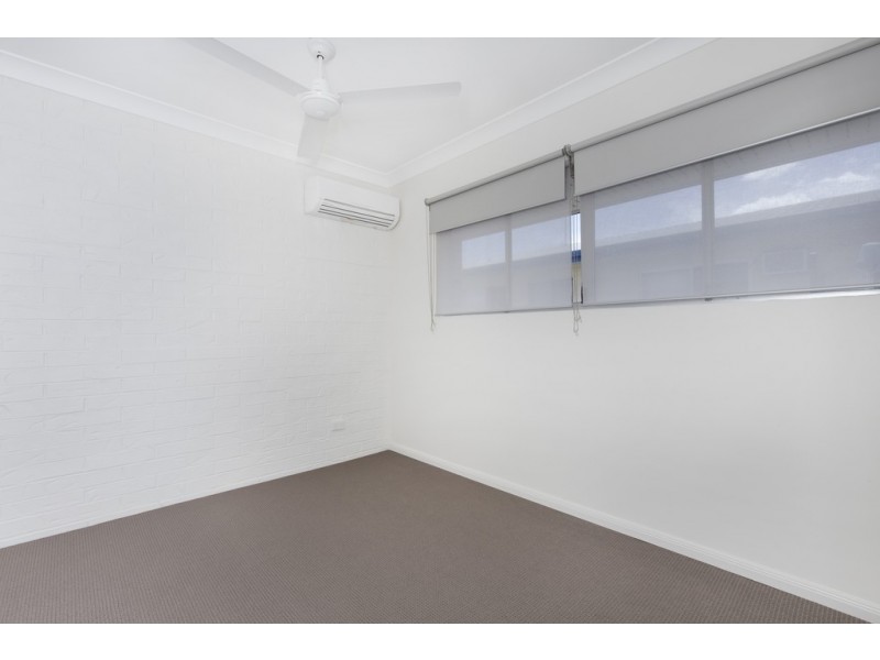 10/69 Pease Street, Manoora QLD 4870