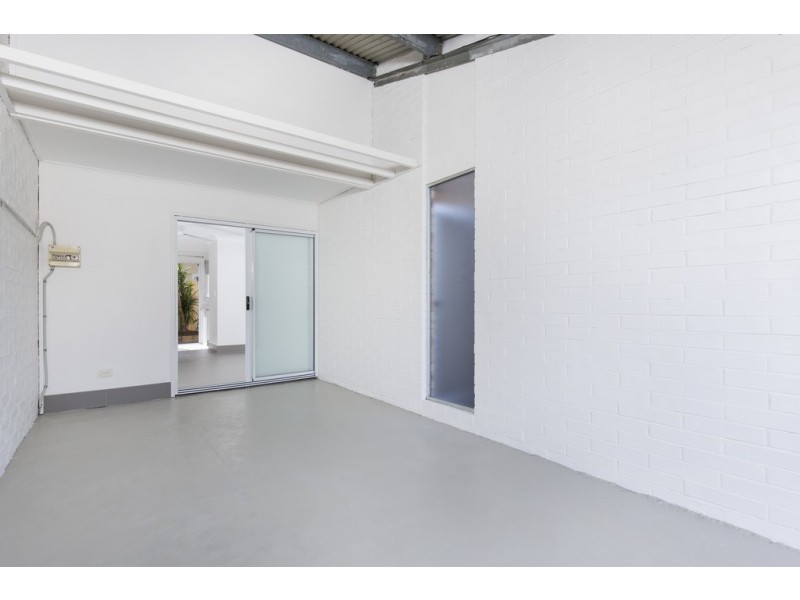 10/69 Pease Street, Manoora QLD 4870