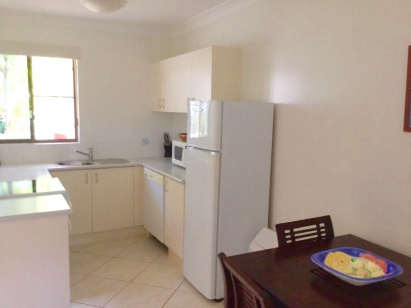 15/85-93 Williams Esp, Palm Cove QLD 4879