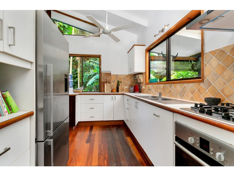 9 Gregory Terrace, Kuranda QLD 4881