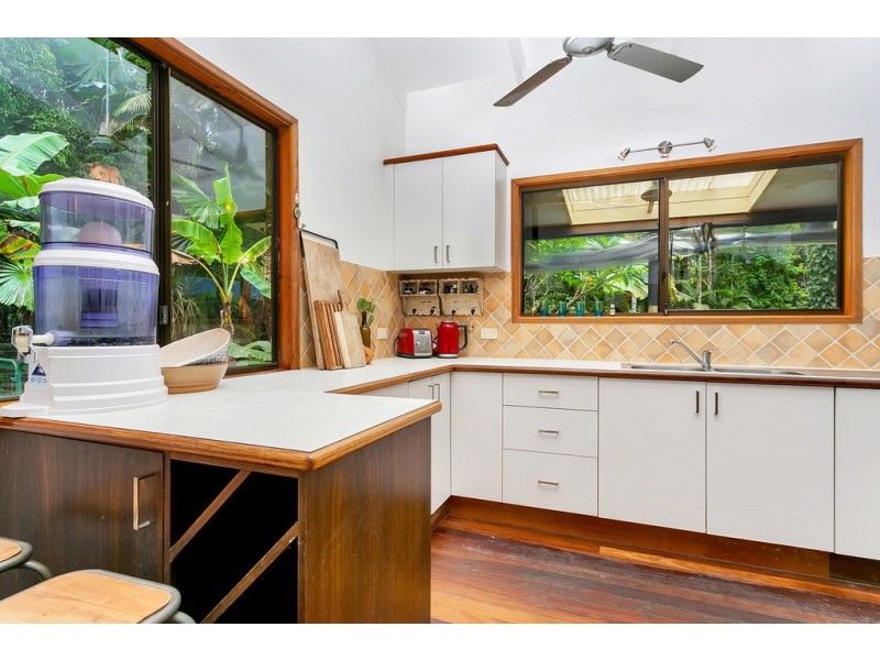 9 Gregory Terrace, Kuranda QLD 4881