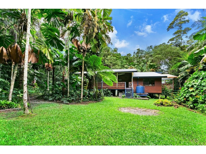9 Gregory Terrace, Kuranda QLD 4881