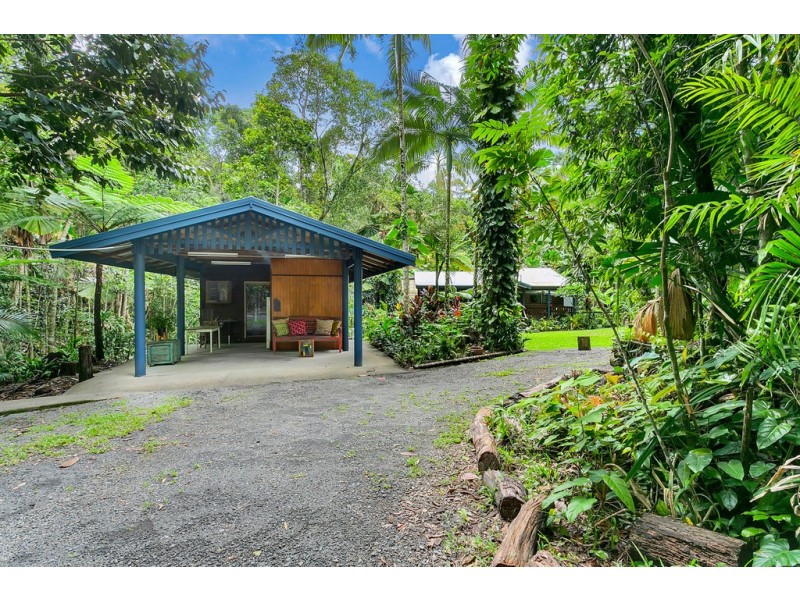 9 Gregory Terrace, Kuranda QLD 4881