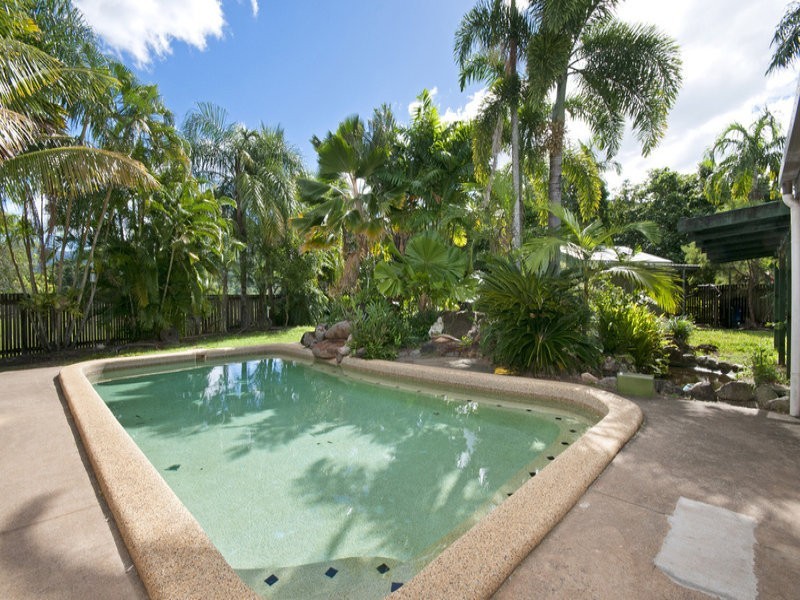 1 Melinga, Caravonica QLD 4878
