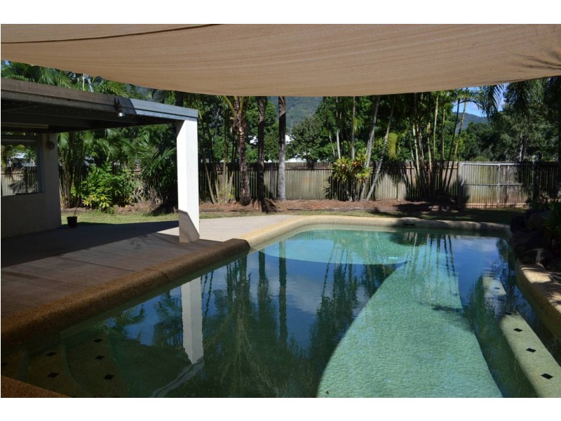 1 Melinga, Caravonica QLD 4878