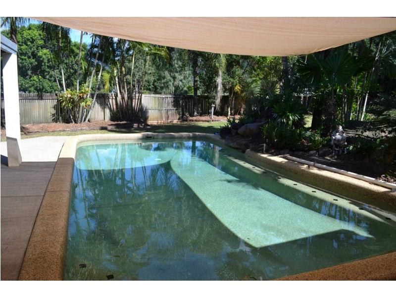 1 Melinga, Caravonica QLD 4878