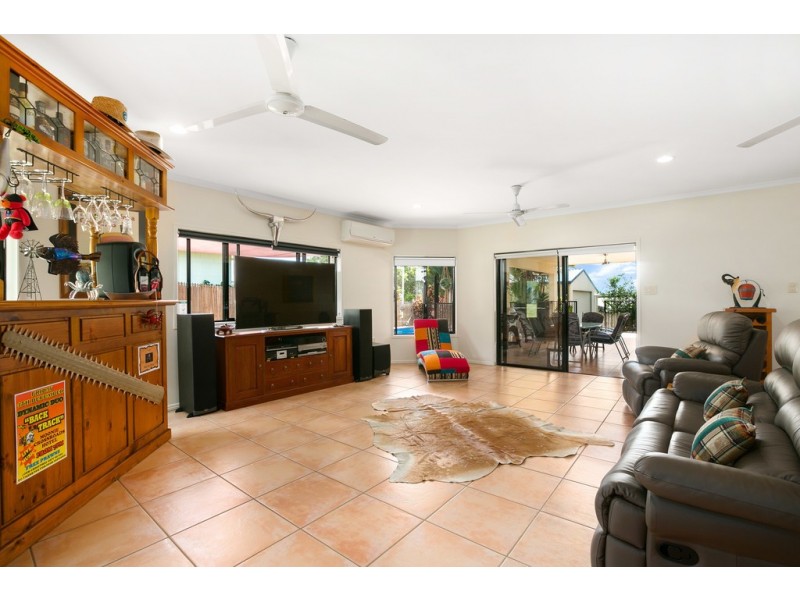 6 Gavin Street, Smithfield QLD 4878