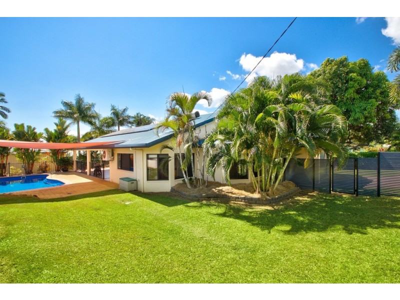 6 Gavin Street, Smithfield QLD 4878