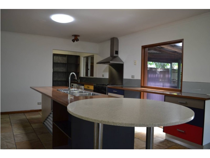 26 Palm Street, Holloways Beach QLD 4878