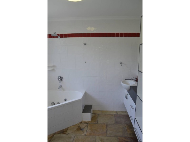 26 Palm Street, Holloways Beach QLD 4878