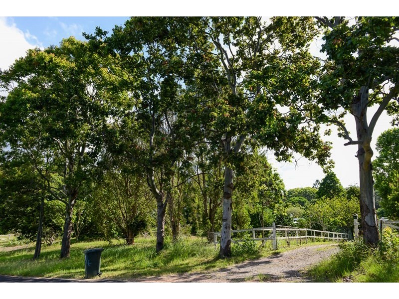 154 Veivers Drive, Speewah QLD 4881