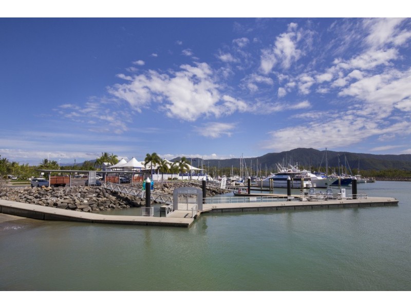 16 Dowsett Close, Yorkeys Knob QLD 4878