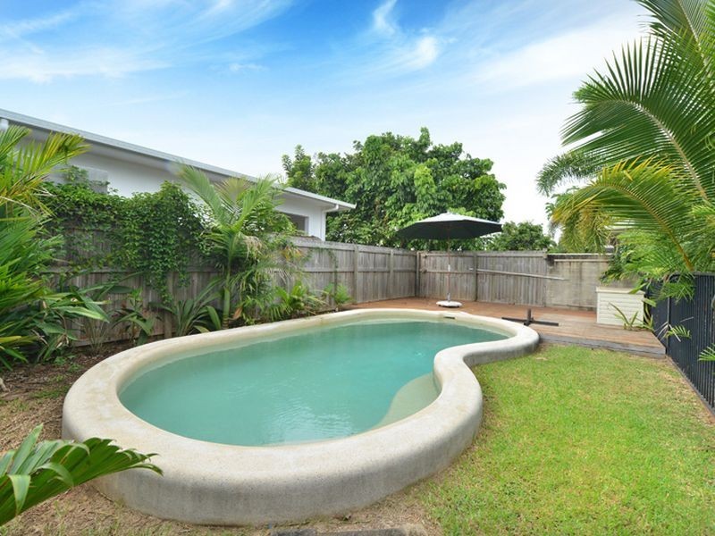 6 Kosciusko Street, Smithfield QLD 4878