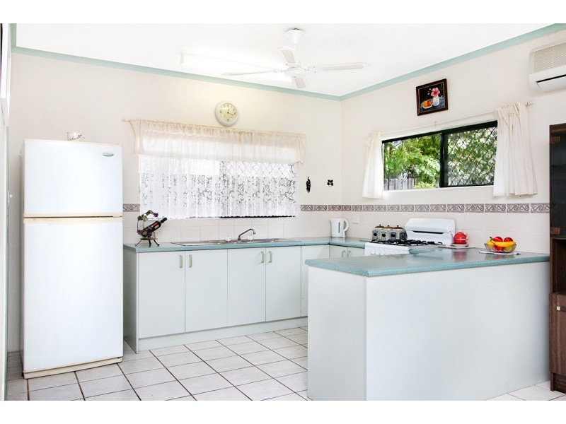 1 Lamb Street, Smithfield QLD 4878