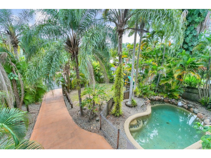 37 Anne Street, Smithfield QLD 4878