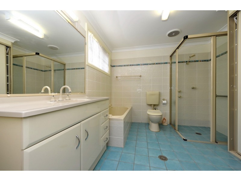 1 and 2/7 Government Road, Shoal Bay NSW 2315