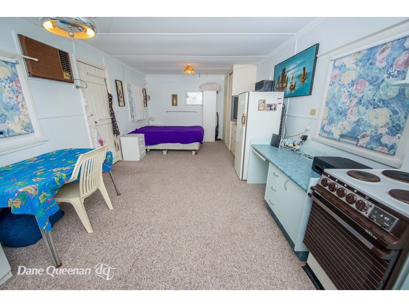 1 and 2/7 Government Road, Shoal Bay NSW 2315