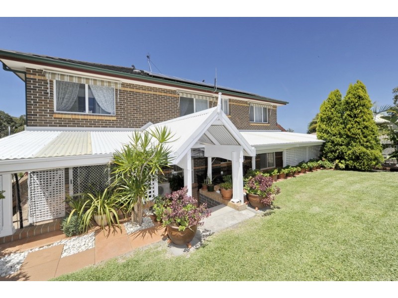 18 Windward Close, Corlette NSW 2315