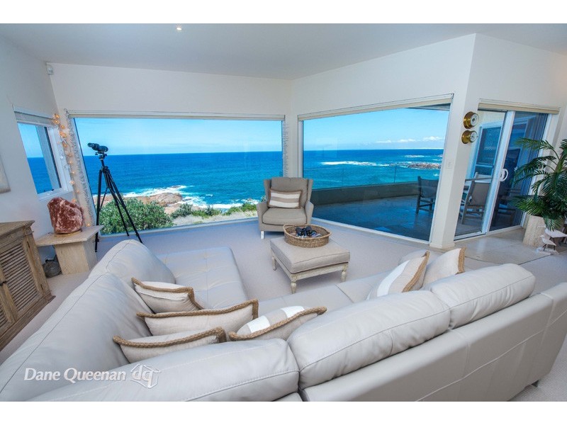 22 Pacific Street, Fishermans Bay NSW 2316