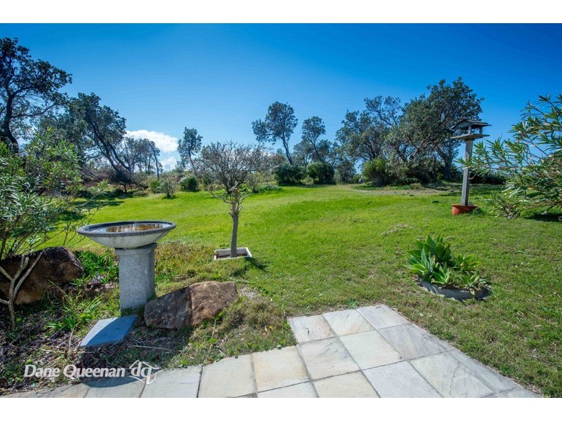 22 Pacific Street, Fishermans Bay NSW 2316