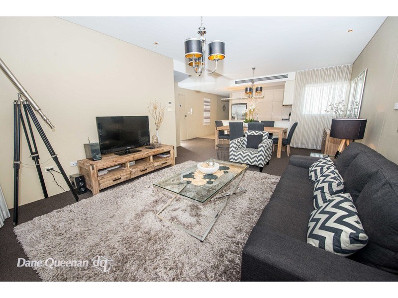 2/61 Donald Street, Nelson Bay NSW 2315